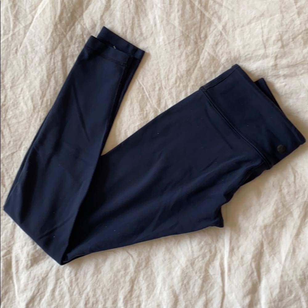 Lululemon Wunder Unders in navy with Silverescent
